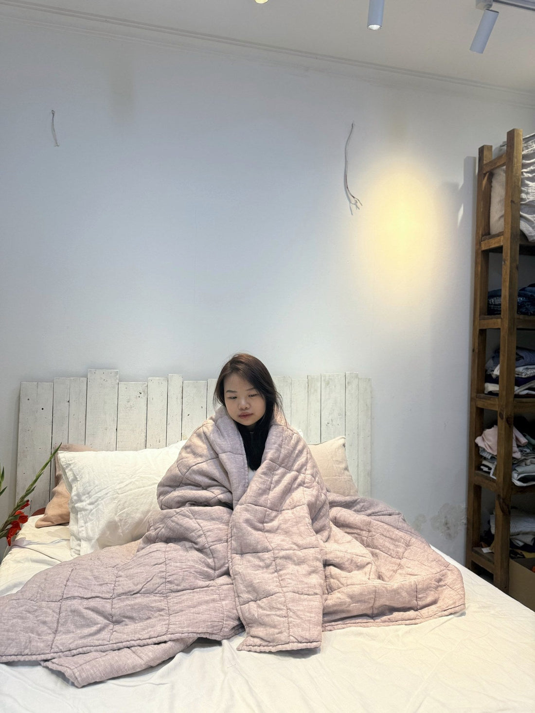 Hand-Quilted Linen Blankets: The Winter Layer Your Bed Is Missing