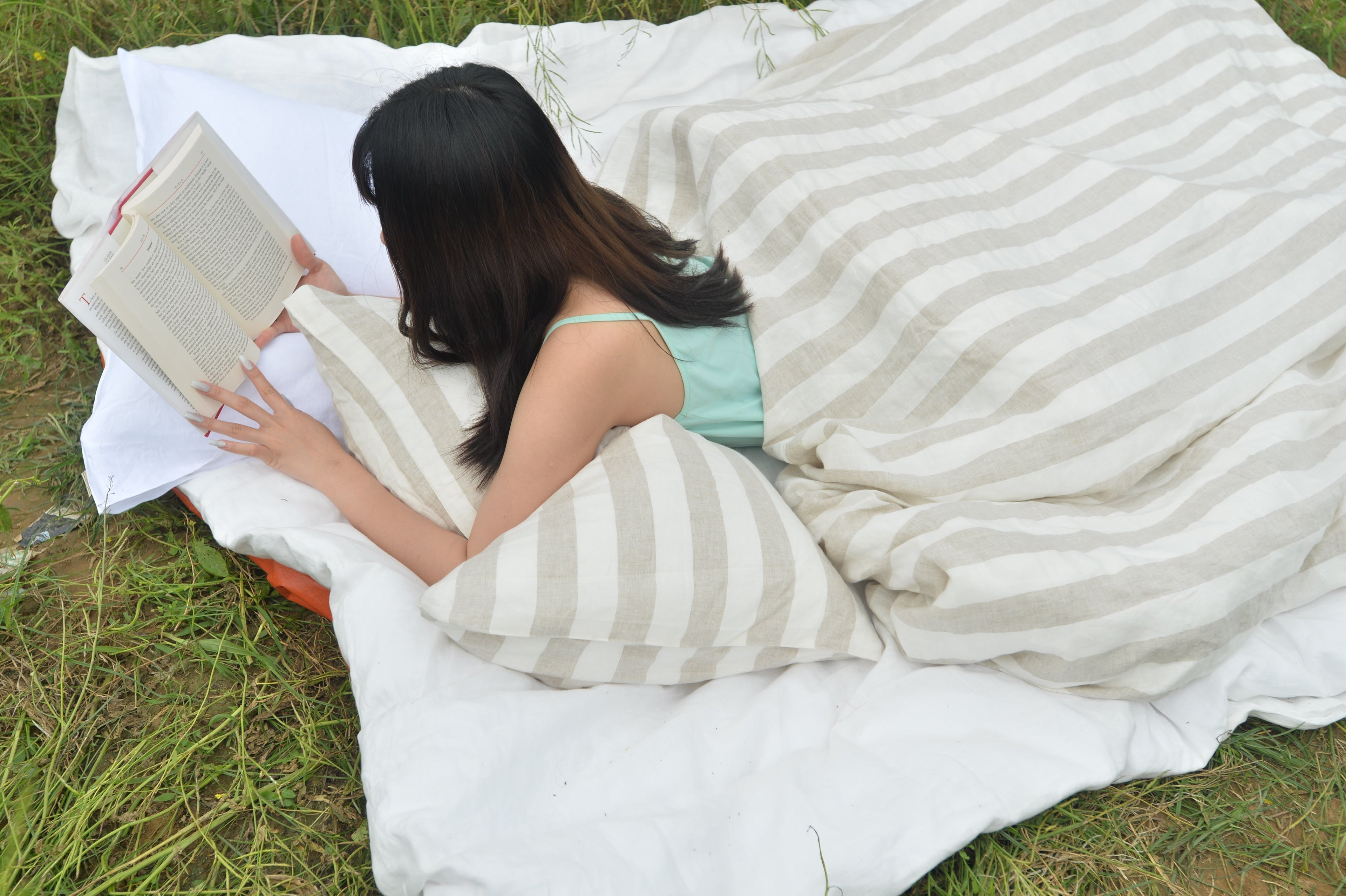 5 benefits of French linen bedding - OEKO-TEX certified stonewashed linen duvet cover set by SCANDALINEN