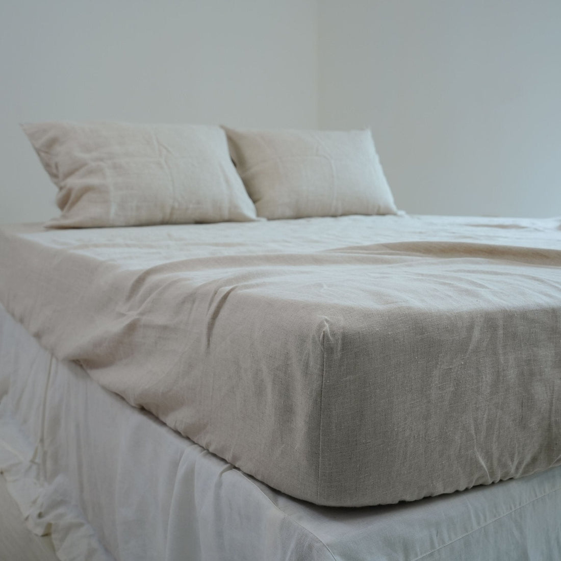 Custom Size Linen Sheets: Made-to-Order Bedding for Any Bed in Australia