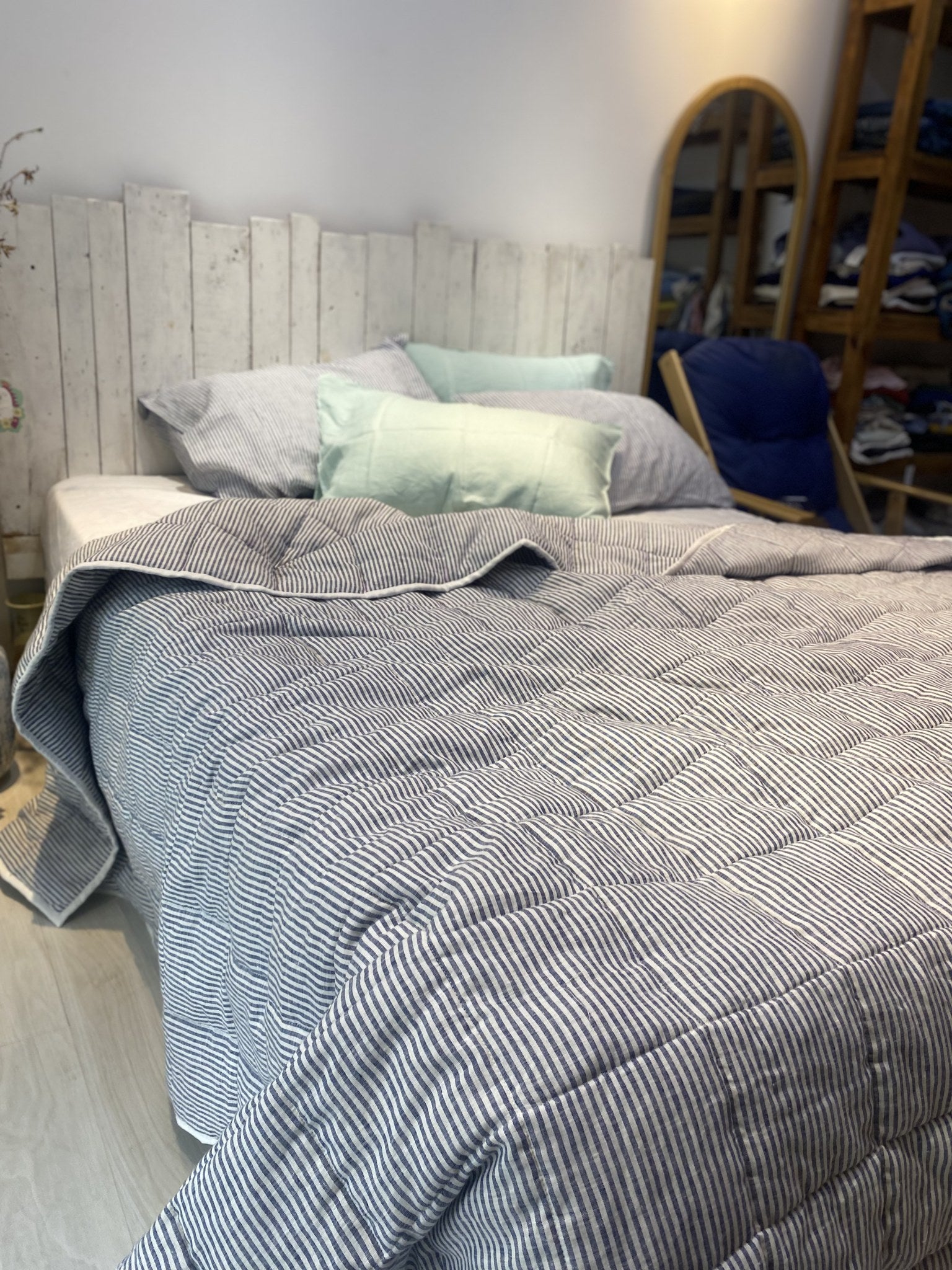 Hand-Quilted French Linen Blanket – Stonewashed Linen Coverlet