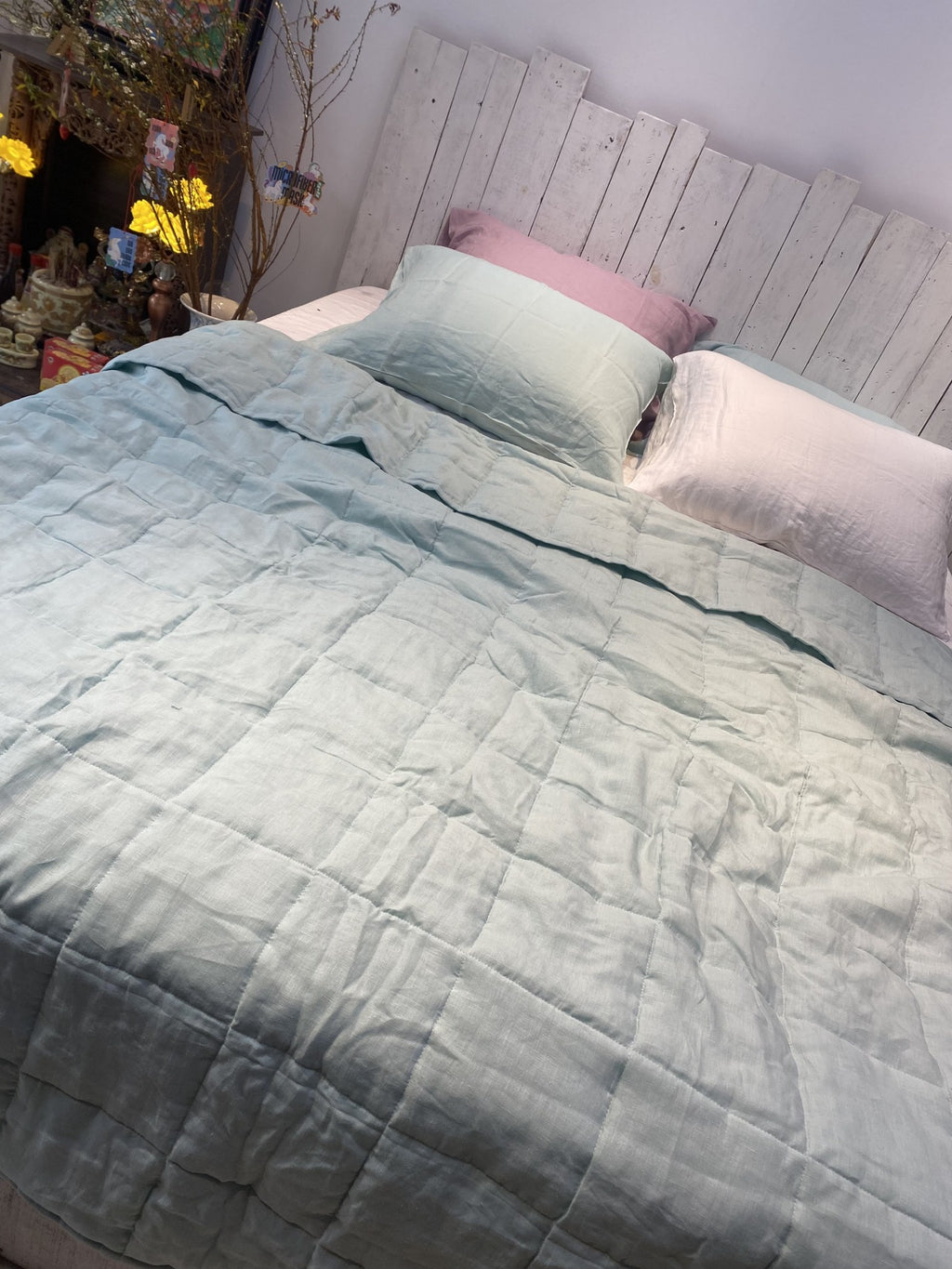 Hand-Quilted French Linen Blanket – Stonewashed Linen Coverlet