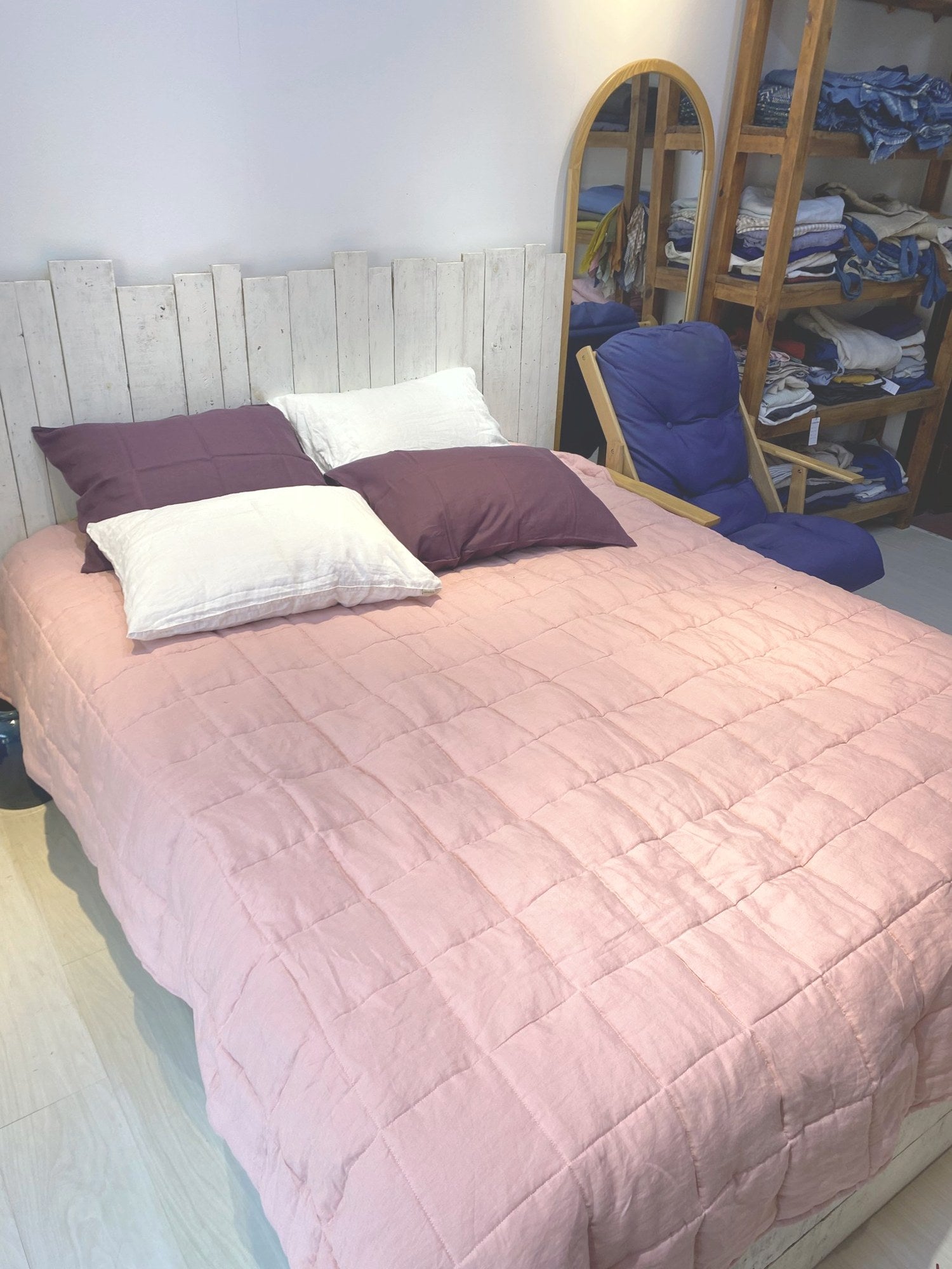 Hand-Quilted French Linen Blanket – Dusty Rose