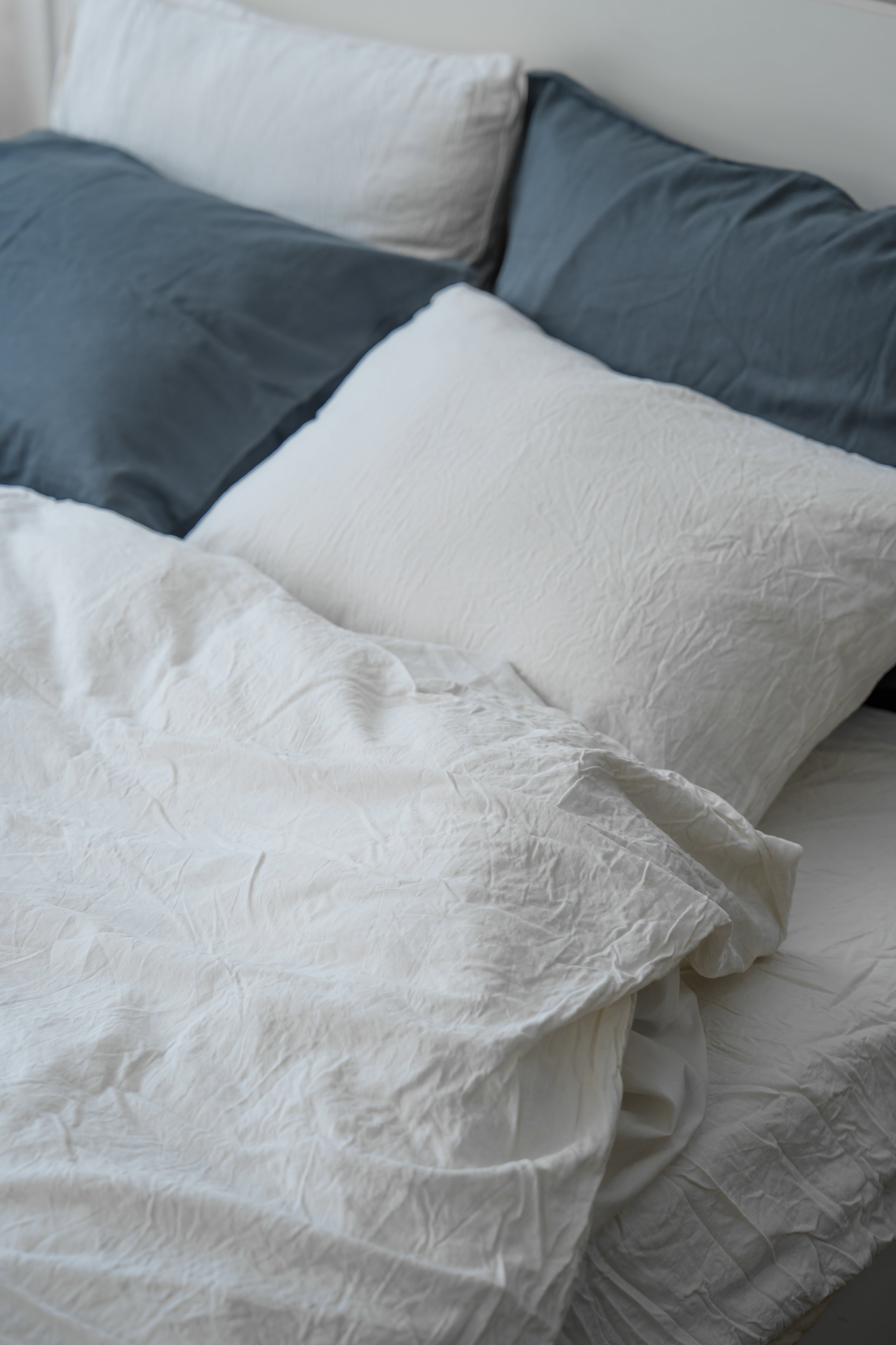 White Bamboo Linen Fitted Sheet — 70% Bamboo 30% Linen