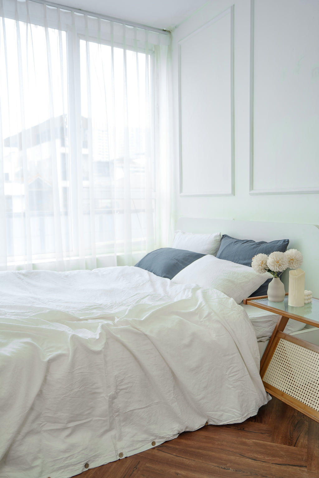 White Bamboo Linen Fitted Sheet — 70% Bamboo 30% Linen