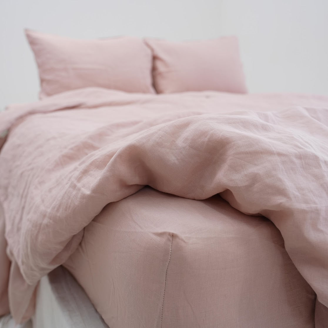 Misty Pink French Linen Fitted Sheet Set - Deep Pocket with 2 Pillowcases