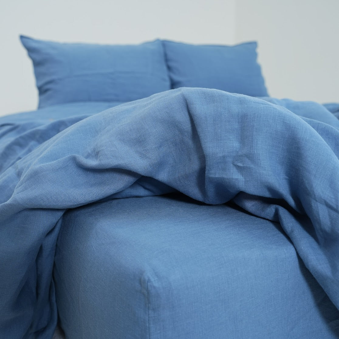 Navy Blue French Linen Fitted Sheet Set - Deep Pocket with 2 Pillowcases