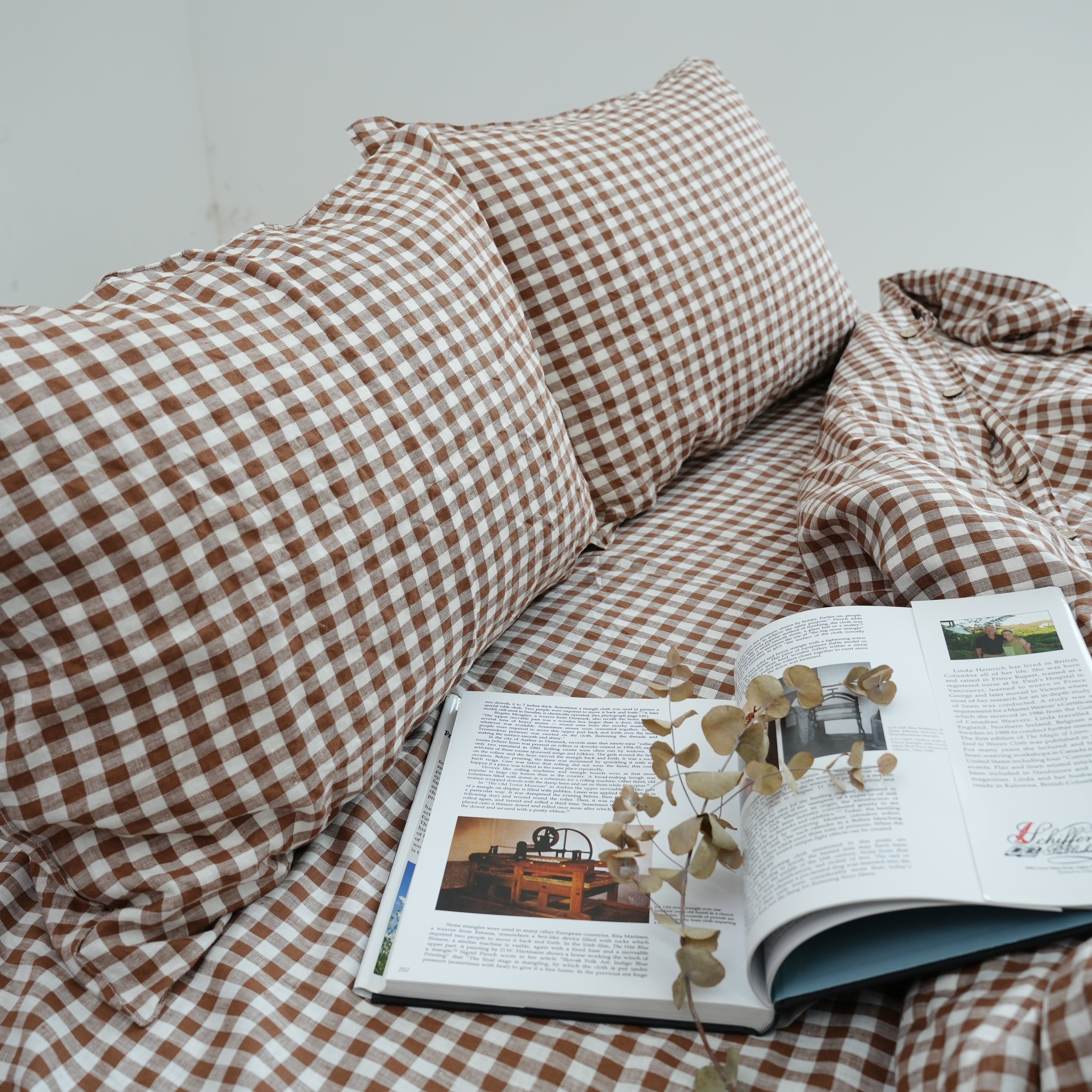 Small Grid Coffee French Linen Pillowcase | Yarn-Dyed | Handmade