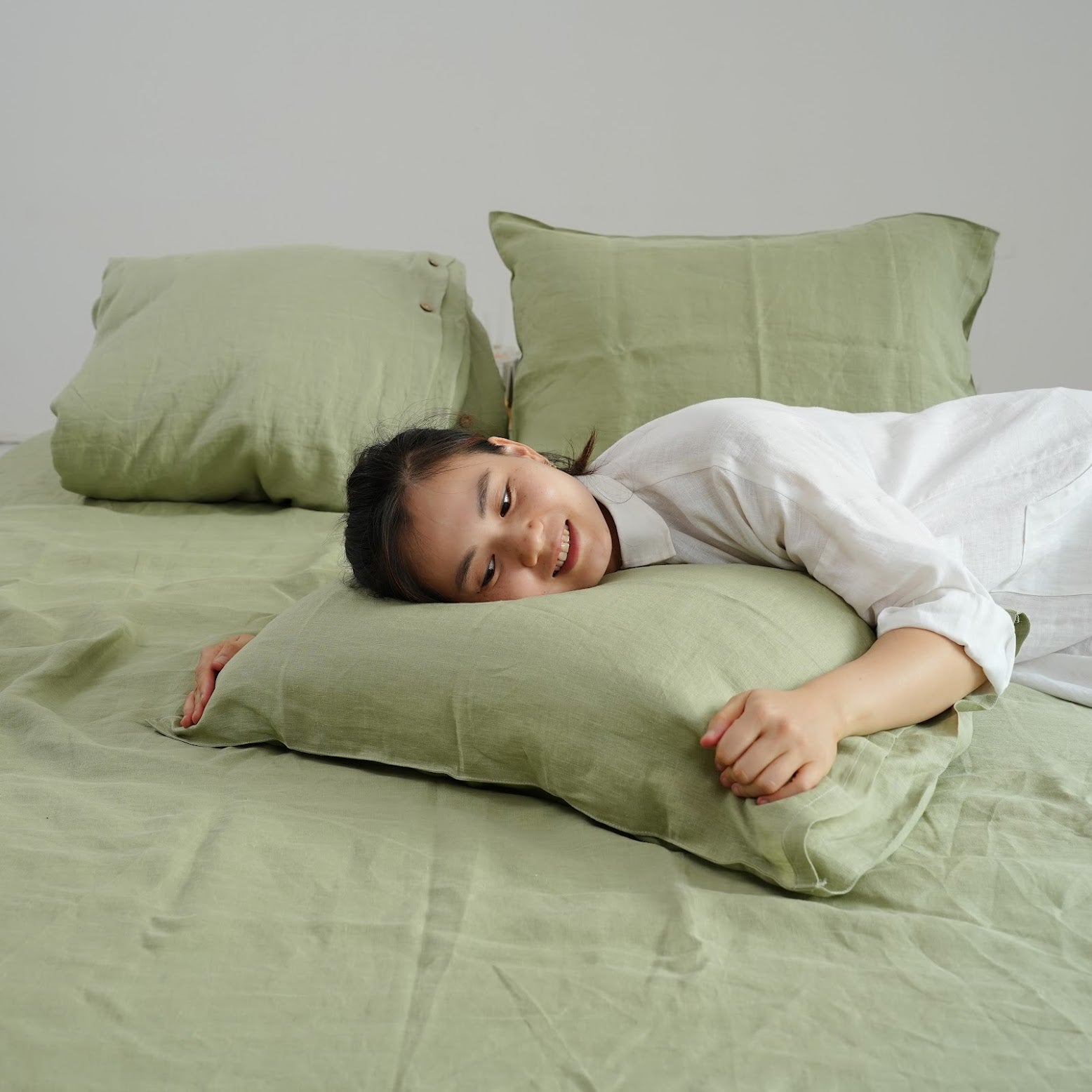 Avocado French Linen Duvet Cover | Plain Dyed
