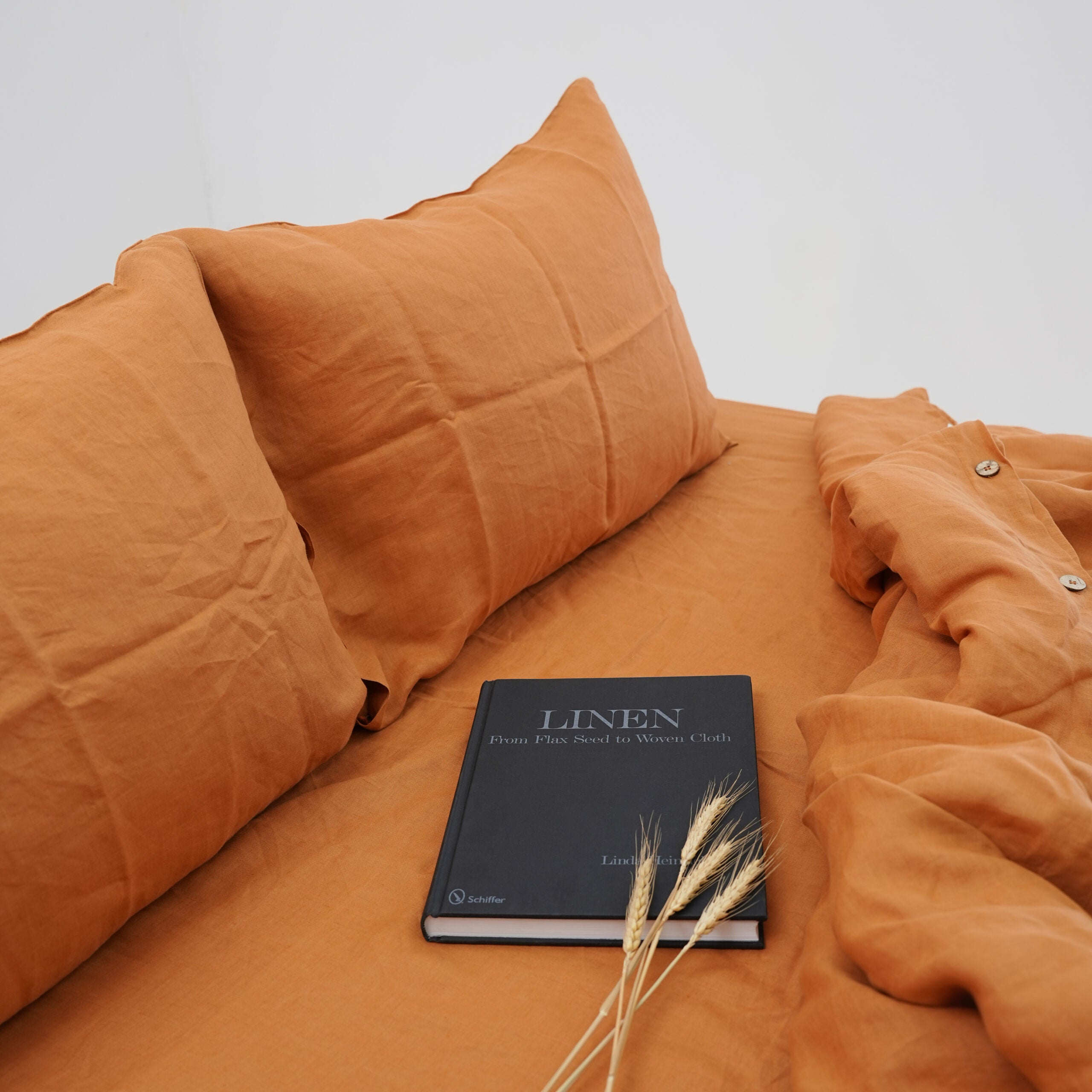 Goldenrod Yellow French Linen Fitted Sheet Set - Deep Pocket with 2 Pillowcases