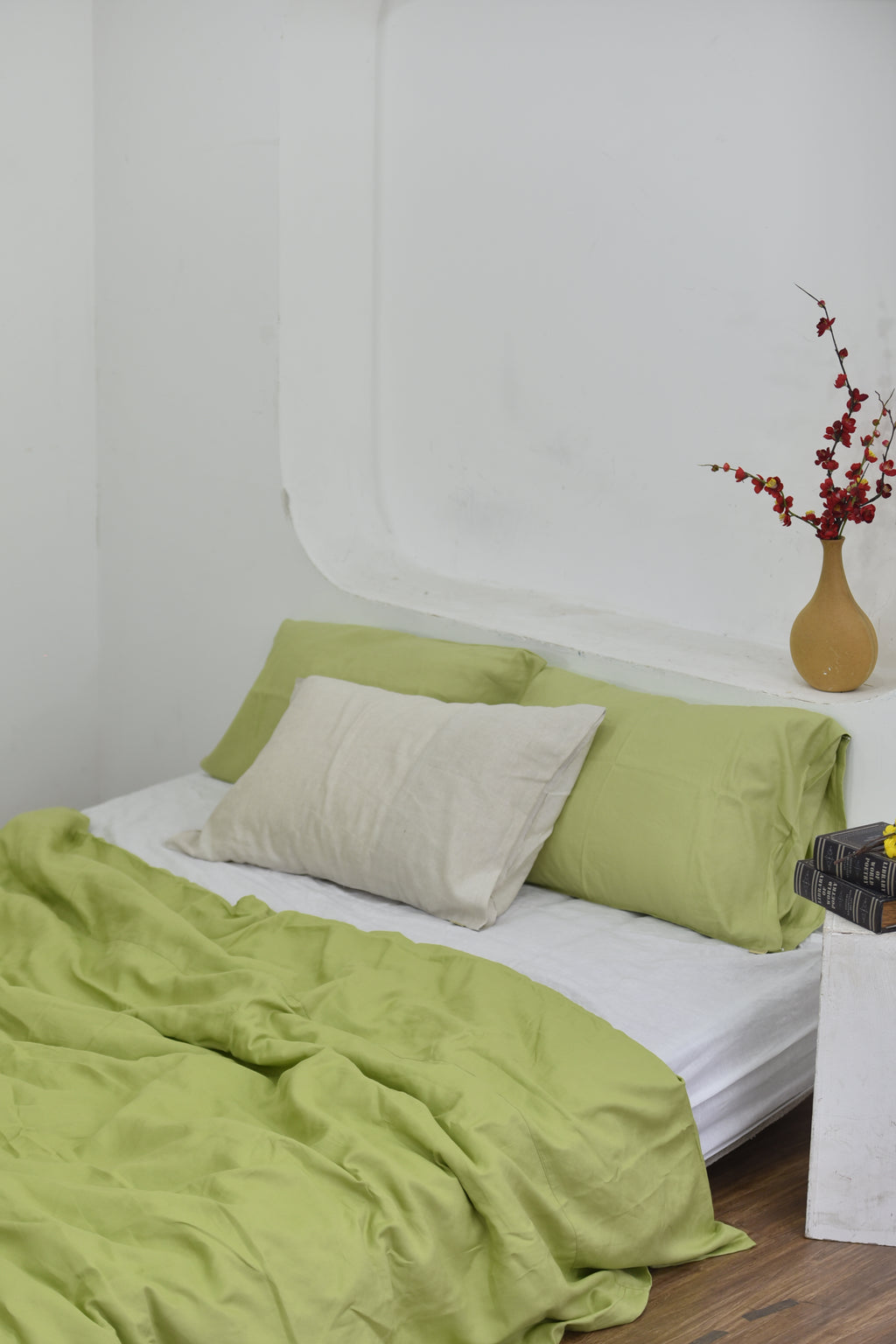 Chartreuse Bamboo Linen Duvet Cover | 45% Linen 55% Bamboo Rayon