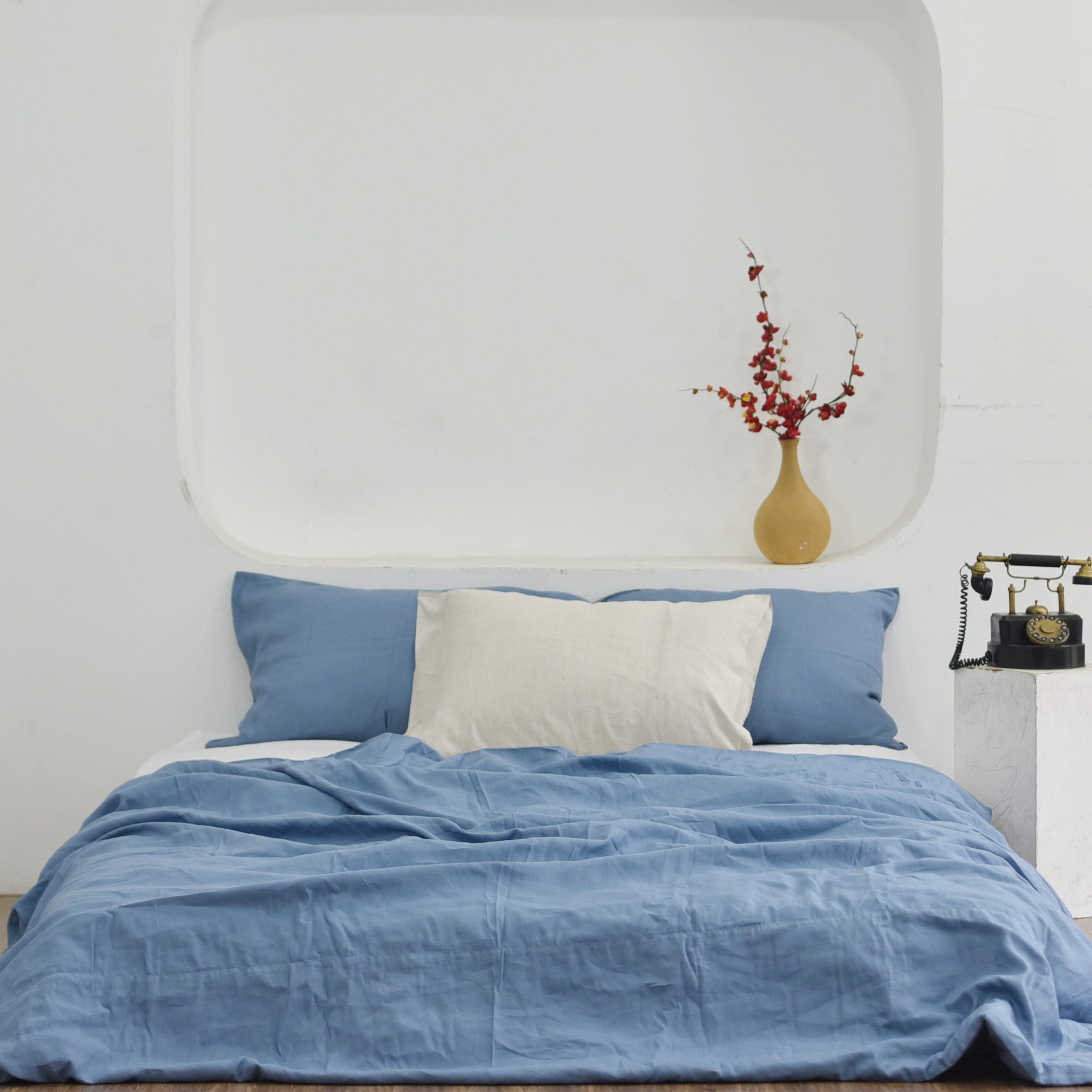 Cerulean Blue Bamboo Linen Duvet Cover Set – 4-Piece | 45% Linen 55% Bamboo Rayon