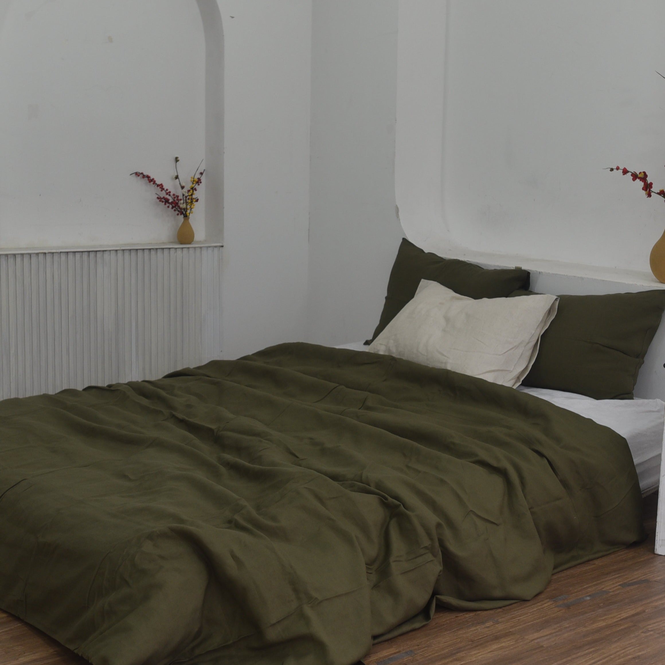 Seaweed Green Bamboo Linen Duvet Cover Set – 4-Piece | 45% Linen 55% Bamboo Rayon