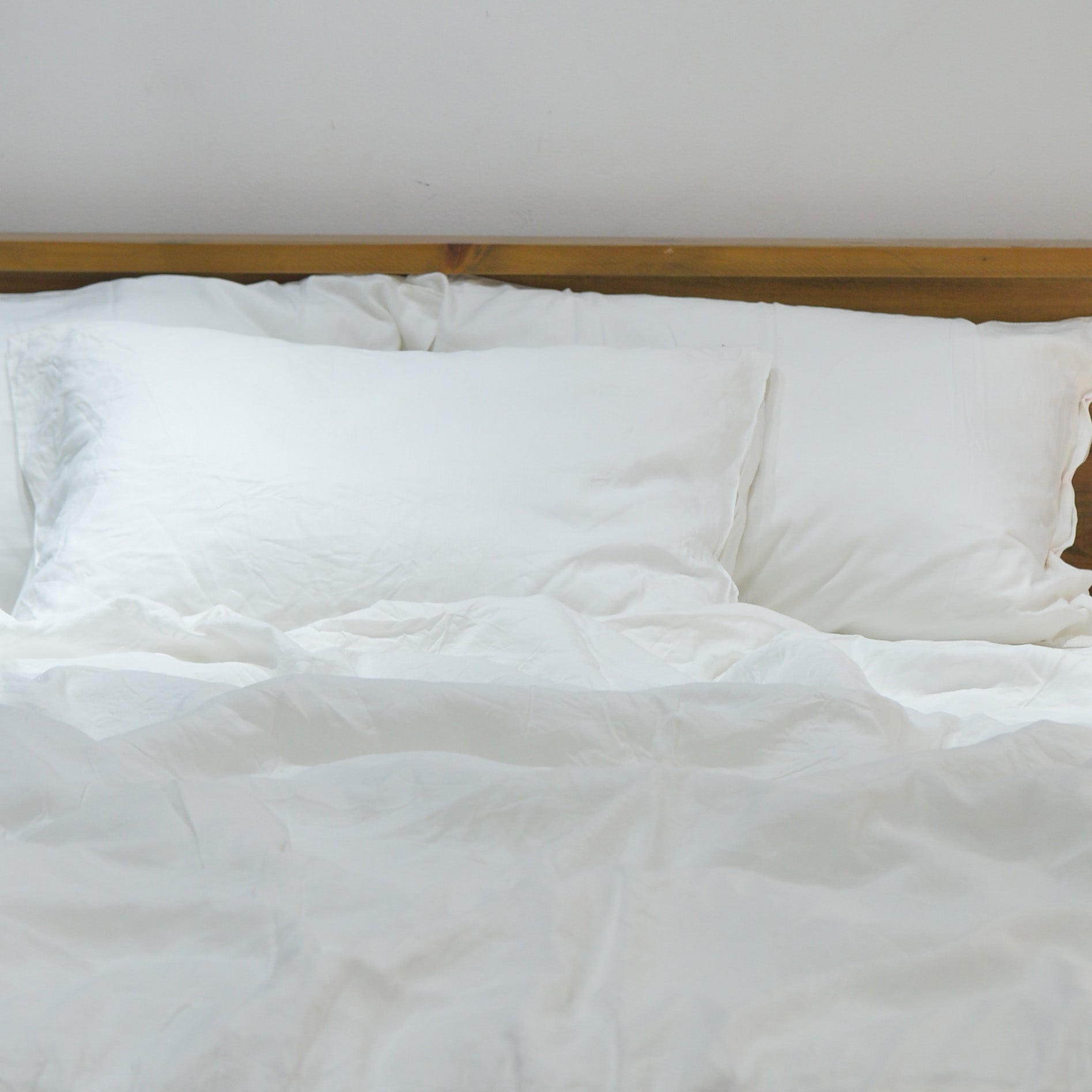 White Bamboo Linen Duvet Cover Set – 4-Piece | 45% Linen 55% Bamboo Rayon