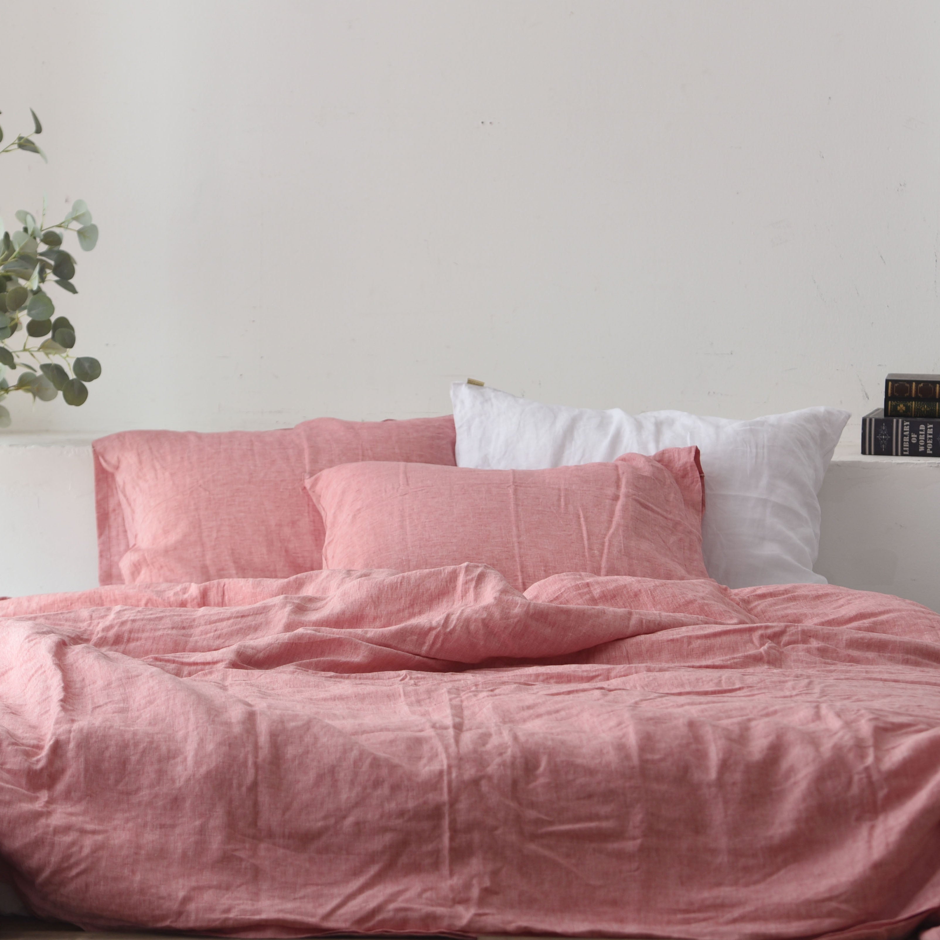 Red Pink French Linen Fitted Sheet Set - Yarn-Dyed with 2 Pillowcases
