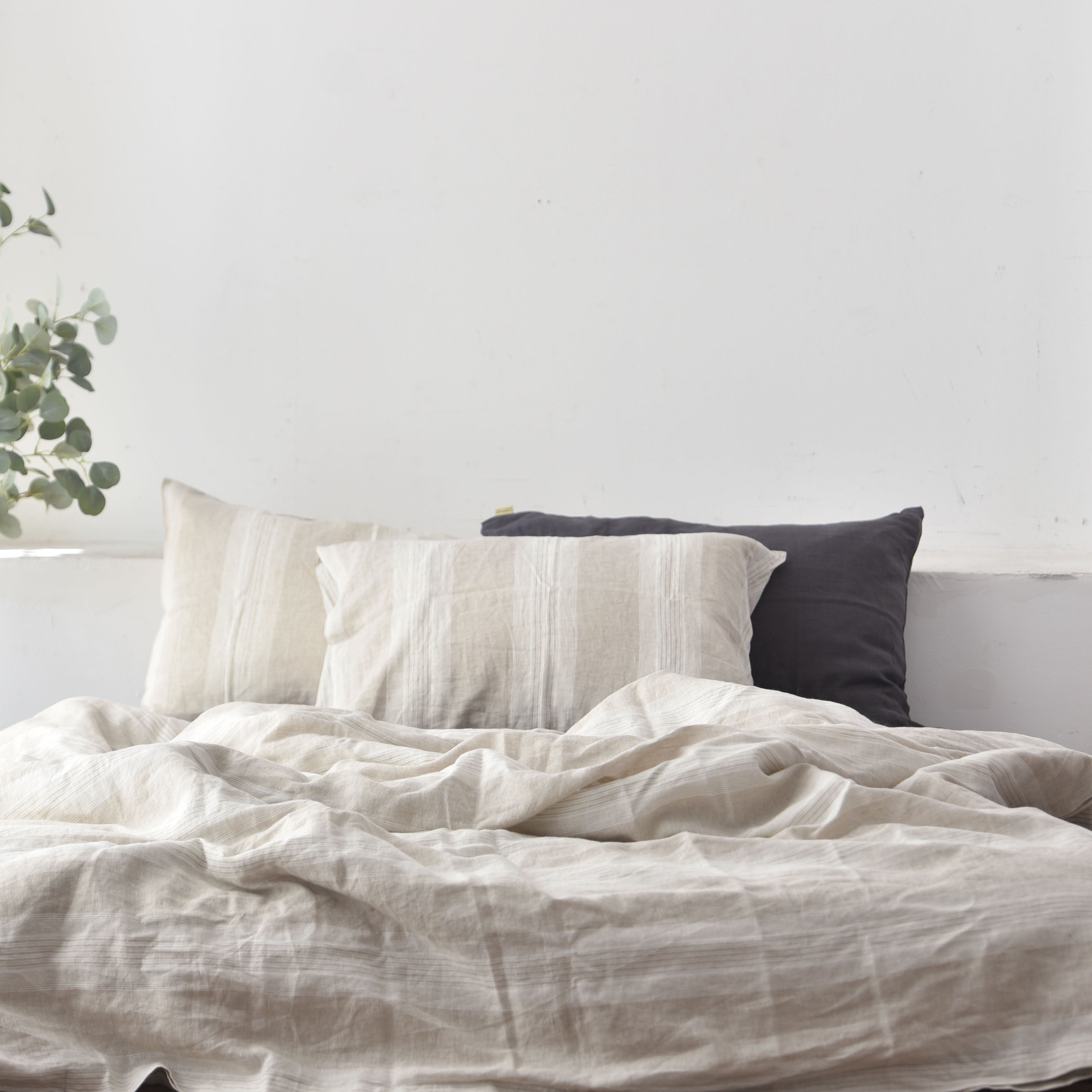Wide Striped French Linen 4-Piece Duvet Cover Set | Yarn-Dyed | Handmade