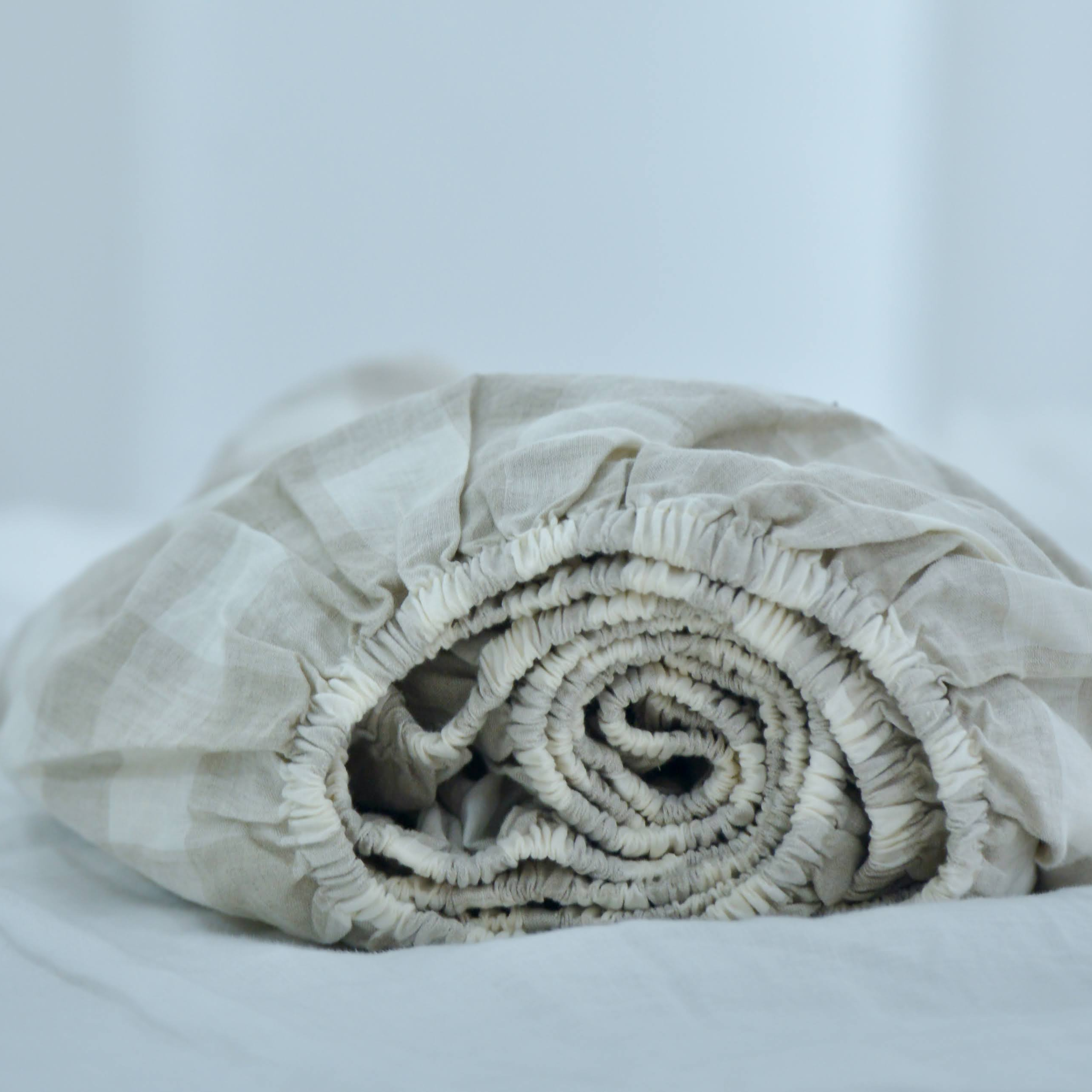 Grid Pattern French Linen Fitted Sheet - Yarn-Dyed Deep Pocket