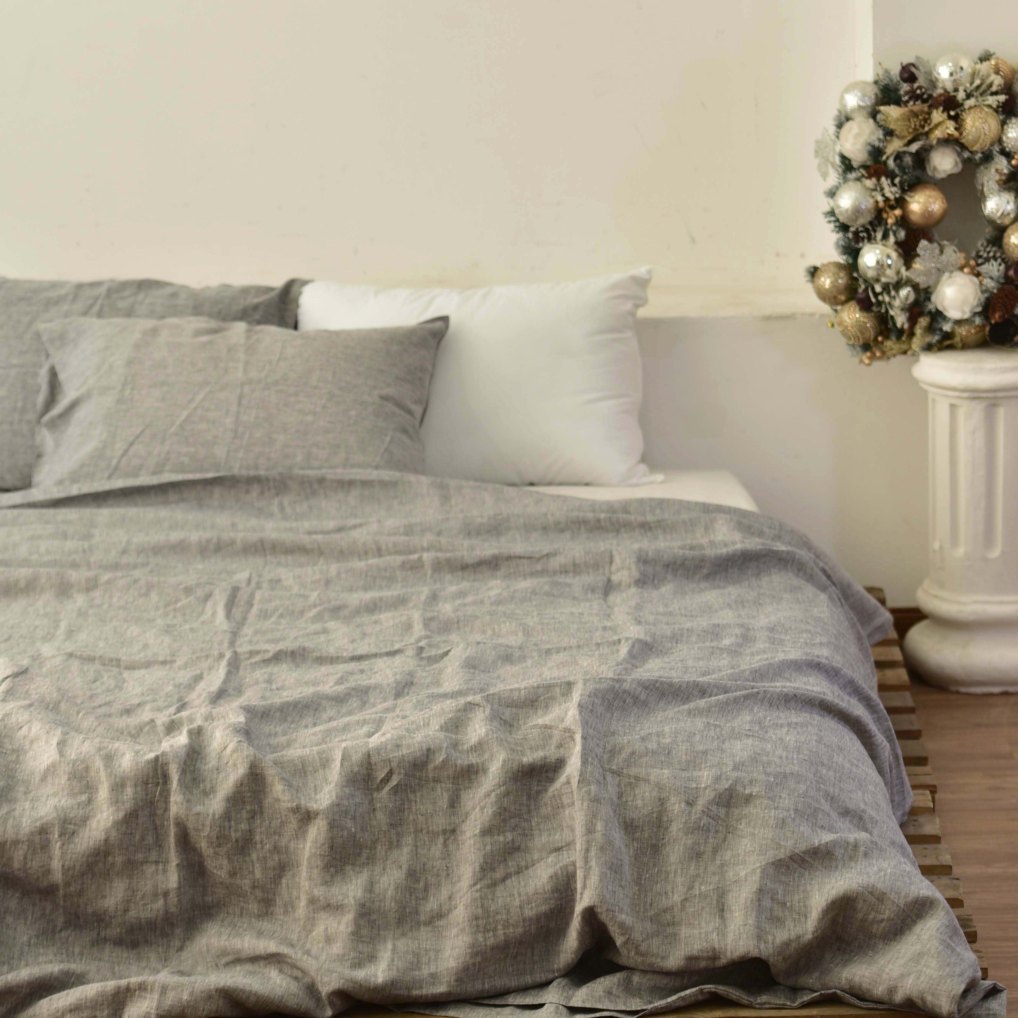 Gray French Linen 4-Piece Duvet Cover Set | Yarn-Dyed | Handmade