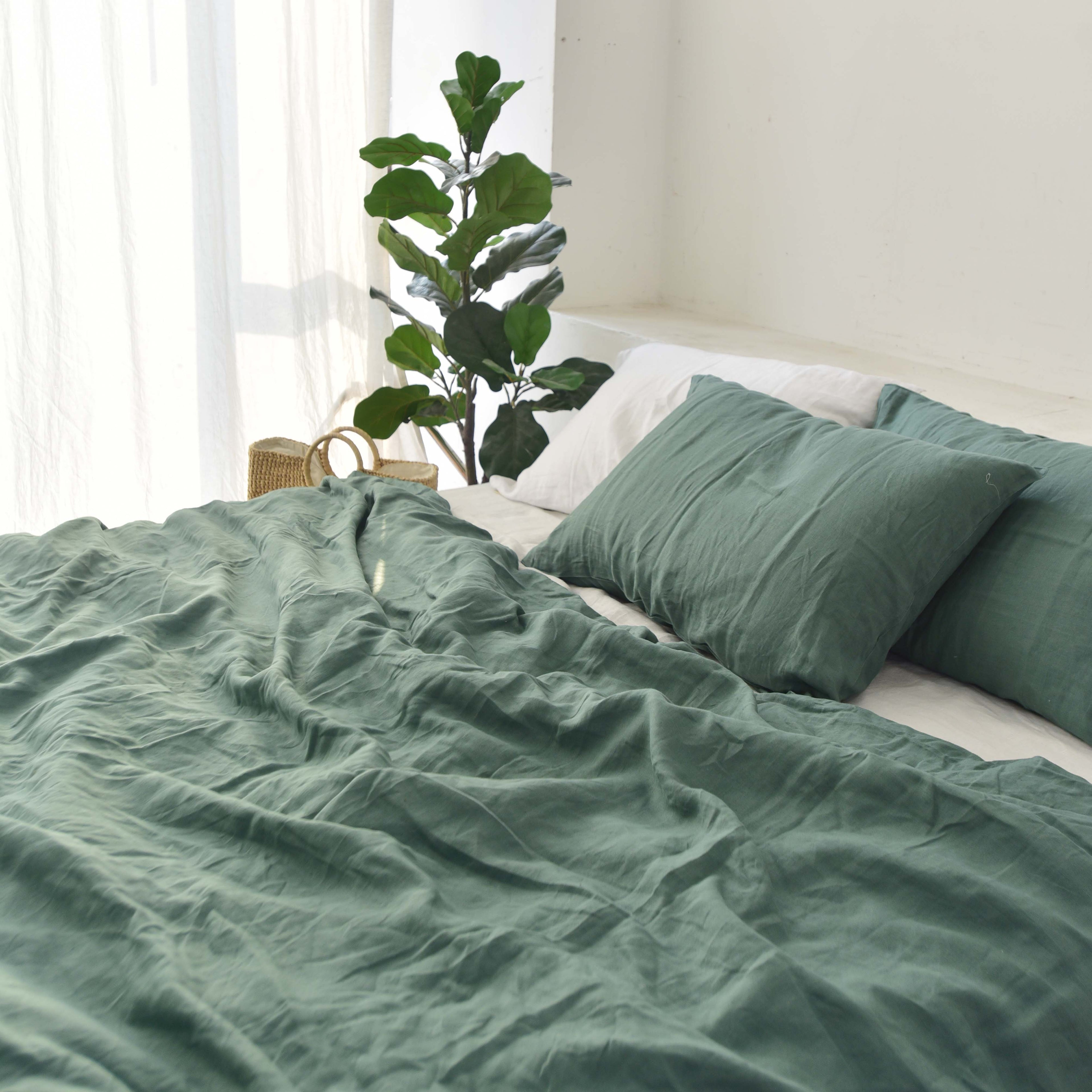 Green French Linen Fitted Sheet | Premium Linen Bedding