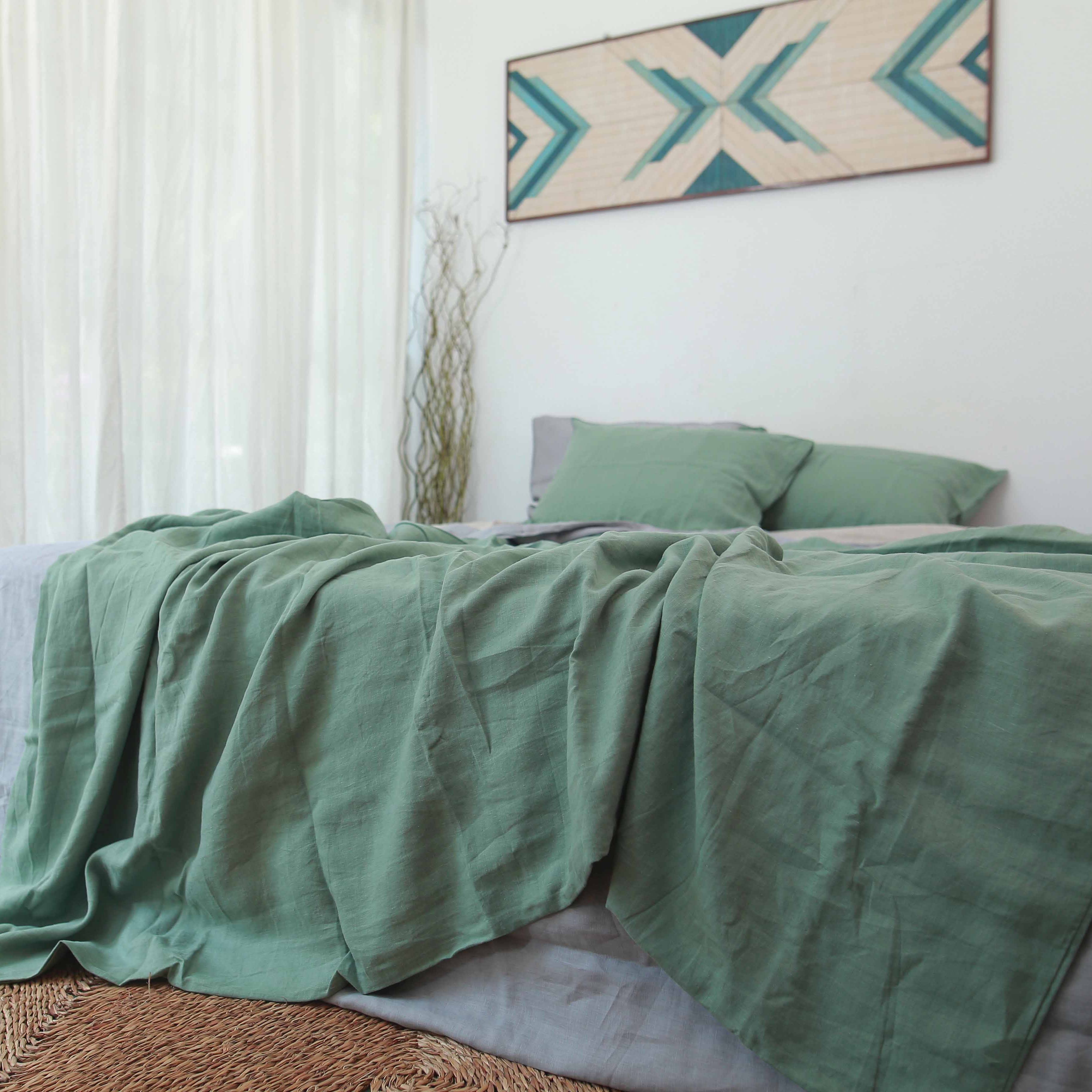 Green French Linen Fitted Sheet Set - Deep Pocket with 2 Pillowcases