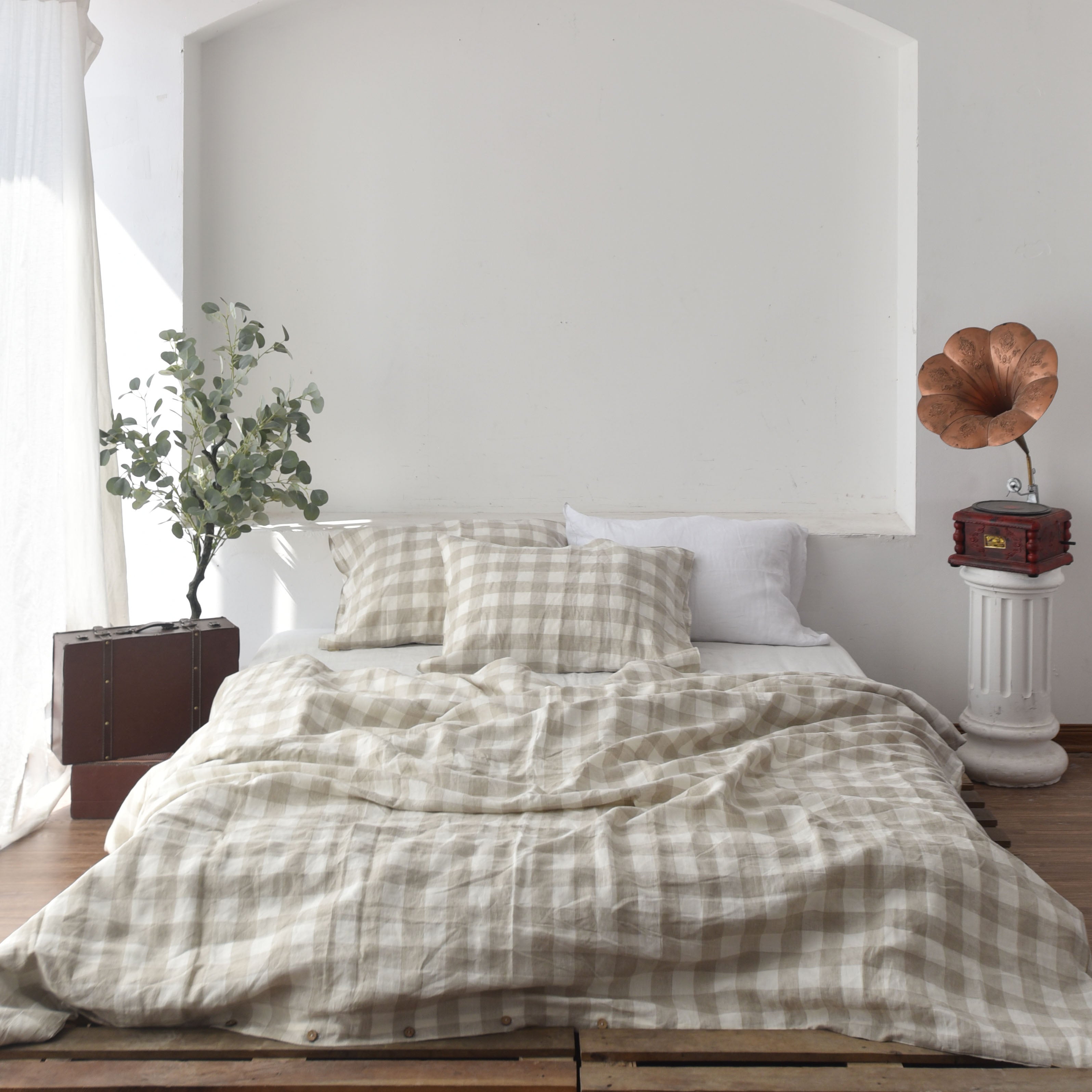 Grid Pattern French Linen Duvet Cover Set - Yarn-Dyed 4-Piece