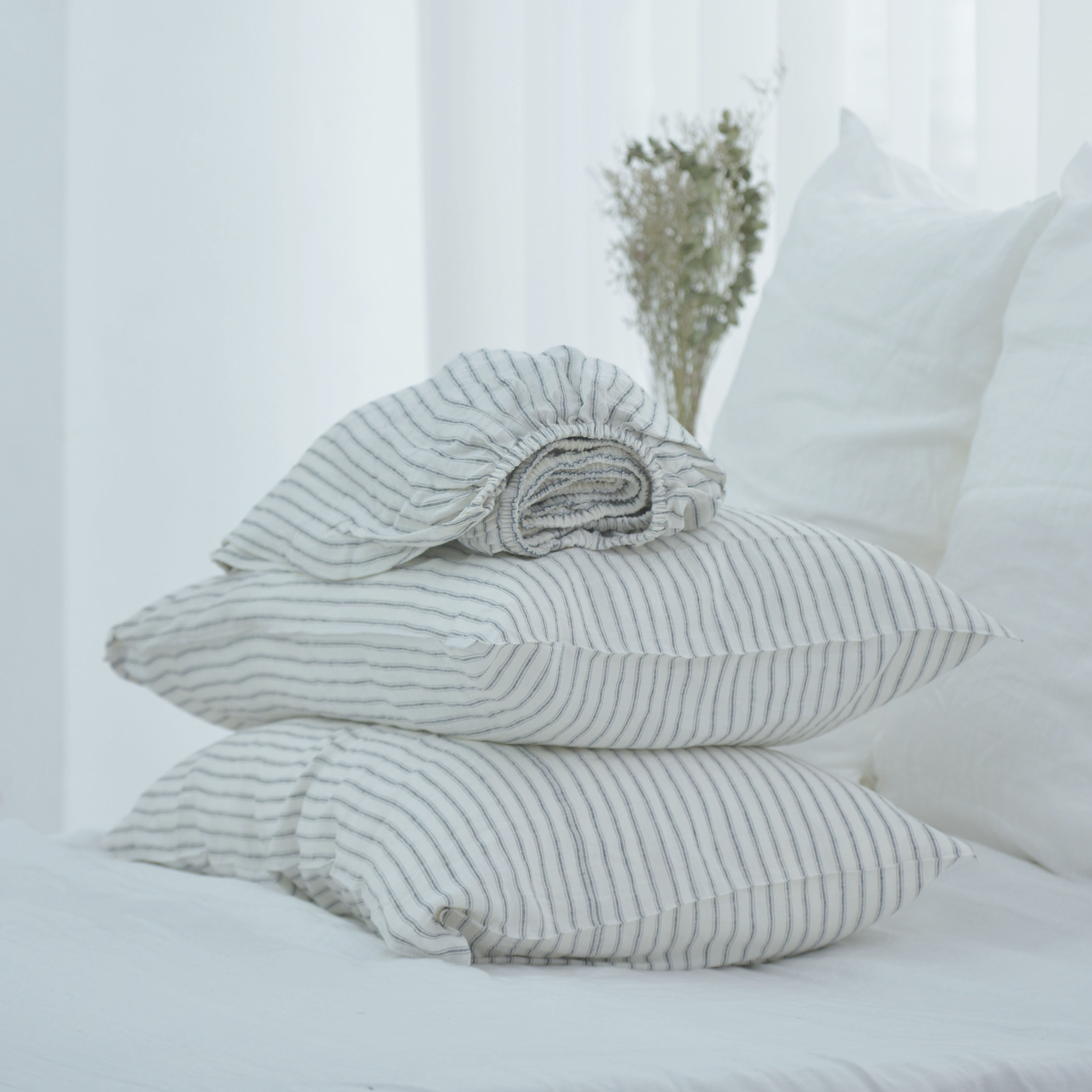 Striped Ivory French Linen Fitted Sheet Set - Yarn-Dyed with 2 Pillowcases