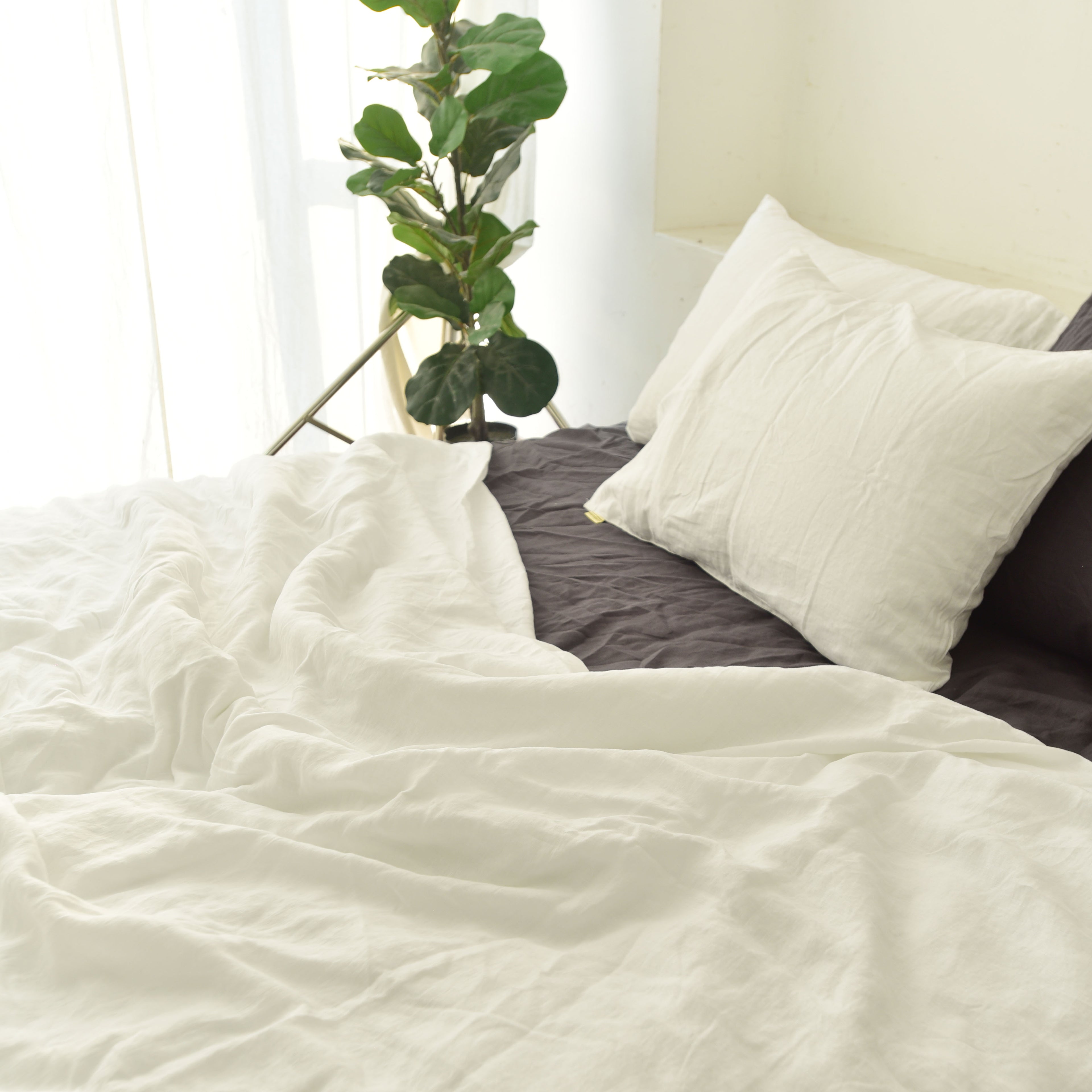 White French Linen Duvet Cover Set - Premium Quality 4-Piece